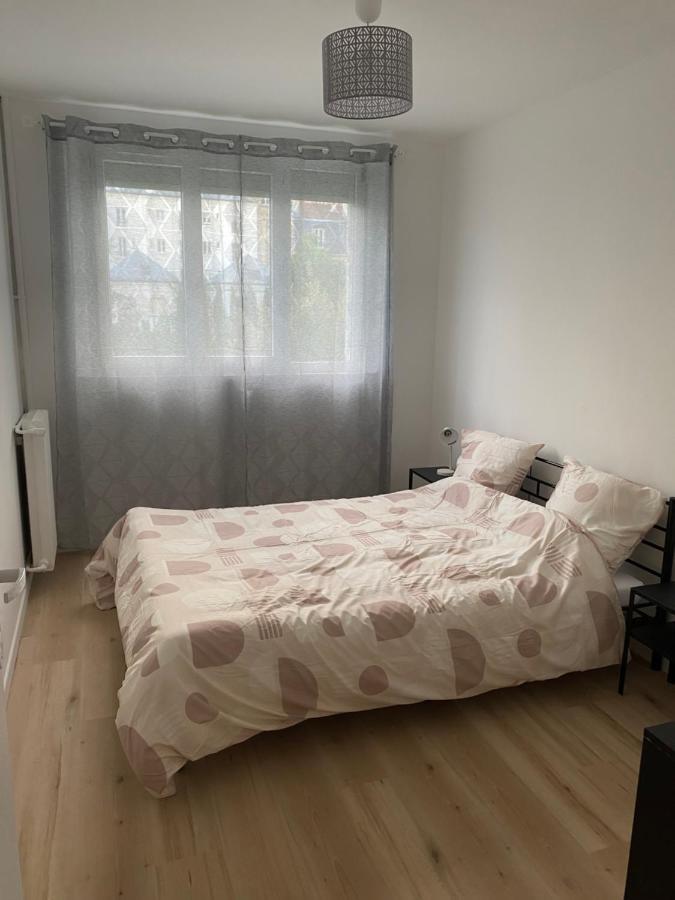 5 Pieces Av Petite Place Parking Proche Zenith Et Cite Sciences Villette Pantin Zewnętrze zdjęcie